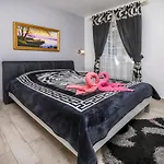Iryna Apartment