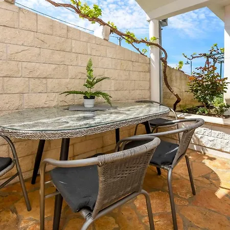 Apartmán Iryna Rogoznica (Sibenik-Knin)