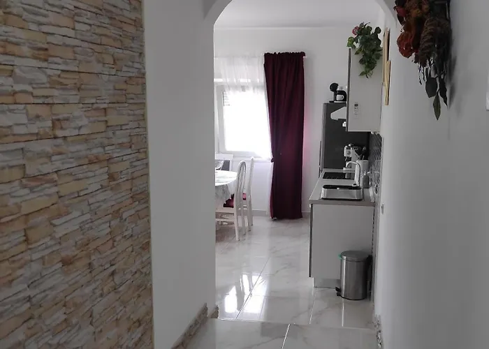 Apartamento Iryna Rogoznica (Sibenik-Knin)